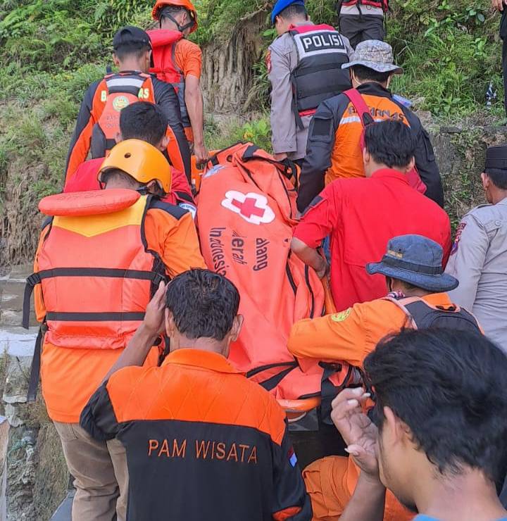 Hanyut Saat Bermain Air Pelajar Ditemukan Meninggal Dunia Media Fakta9