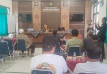 Warga Geruduk Kantor Kalurahan Kepek Wonosari, Tuntut Dukuh Sumbermulyo Mundur