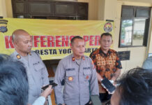 Terbakar Api Cemburu, Seorang Pemuda Sayat Paha Temannya Menggunakan Cutter