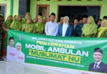 Wujudkan Janji Kampanye, Kaisar Abu Hanifah Serahkan Ambulance untuk MPCNU Karangmojo