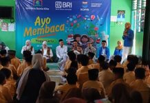 Istri Cak Imin Rayakan Ulang Tahun Dengan Bagi Sembako Dan Hewan Kurban di MIN Yappi Balong Girisubo