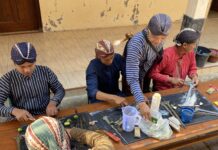 Puluhan Bilah Pusaka di Jamas di Balai Kalurahan Gari